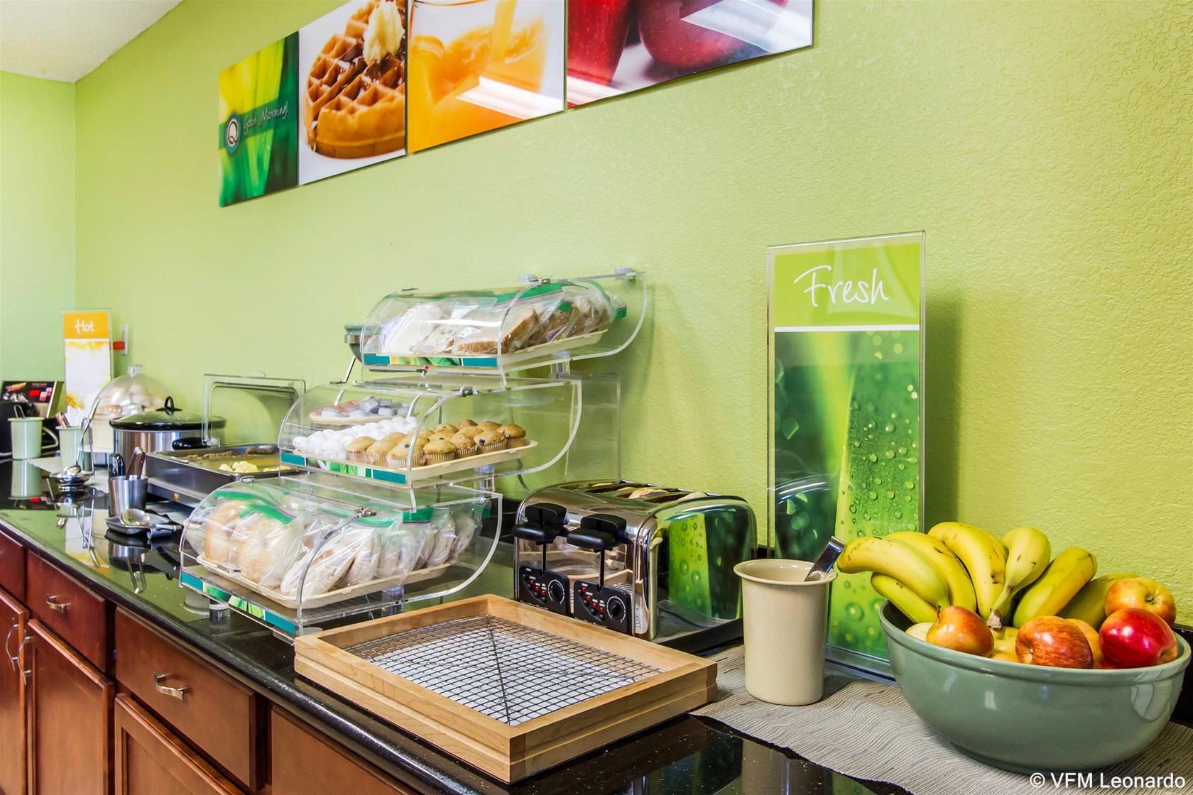 Quality Inn & Suites Ottumwa North Ngoại thất bức ảnh